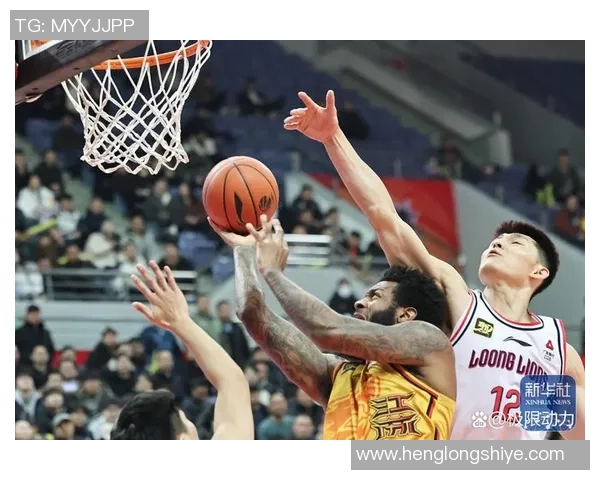 雷霆与鹈鹕今日激战NBA赛场球迷期待精彩对决与精彩表现